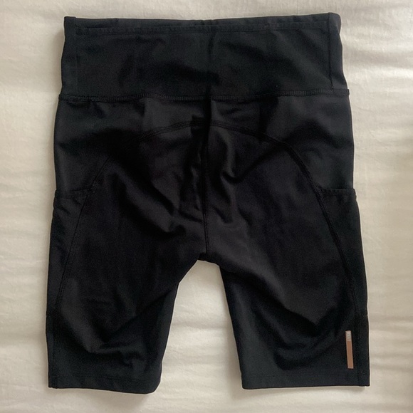 🆕 REI Active Pursuits Short with Pockets in Black - Women's Size Small - Picture 4 of 4